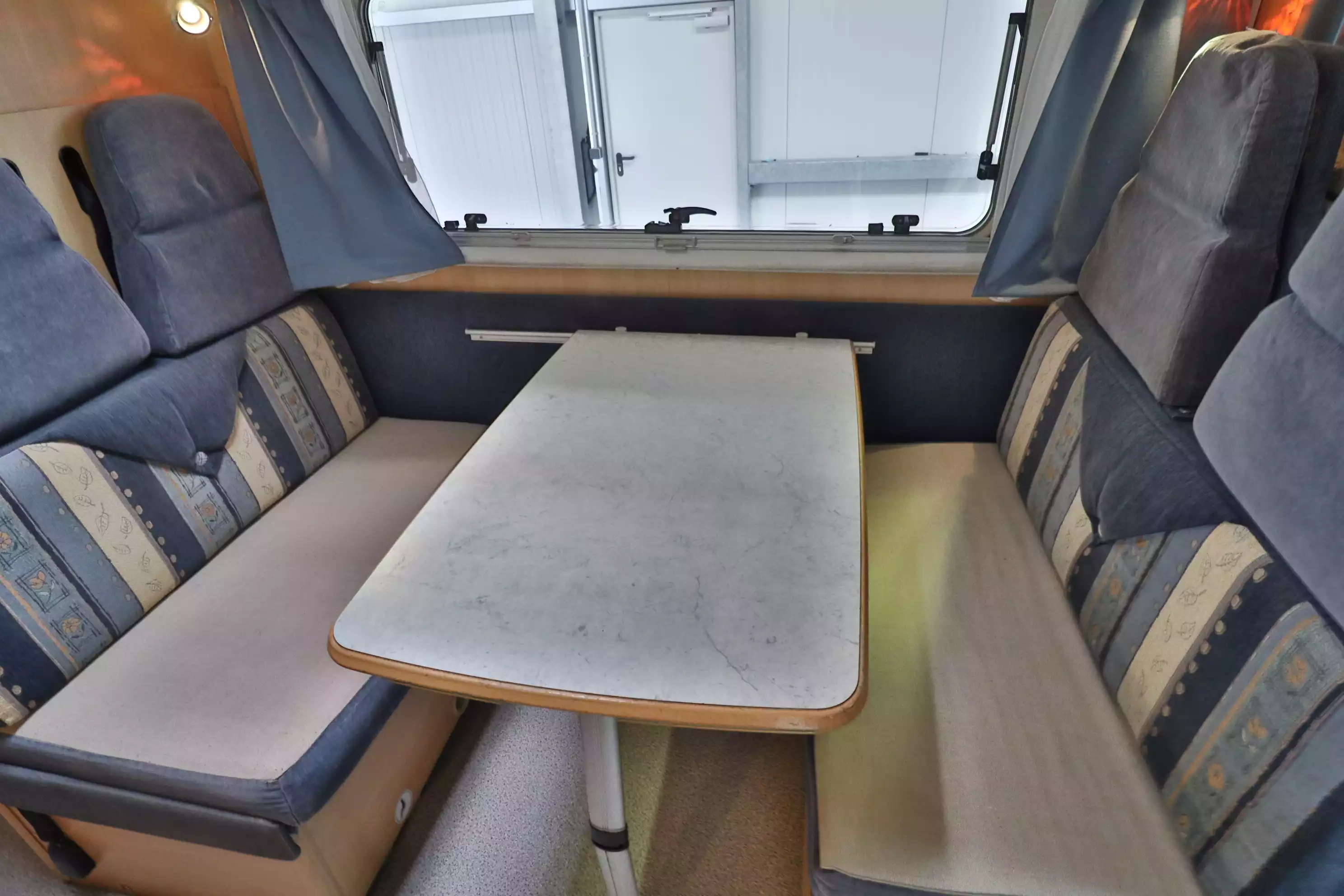 DETHLEFFS BUS 1 
